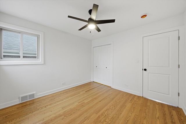 2905 W 102nd Place, Chicago, IL 60655