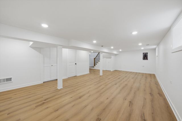 2905 W 102nd Place, Chicago, IL 60655