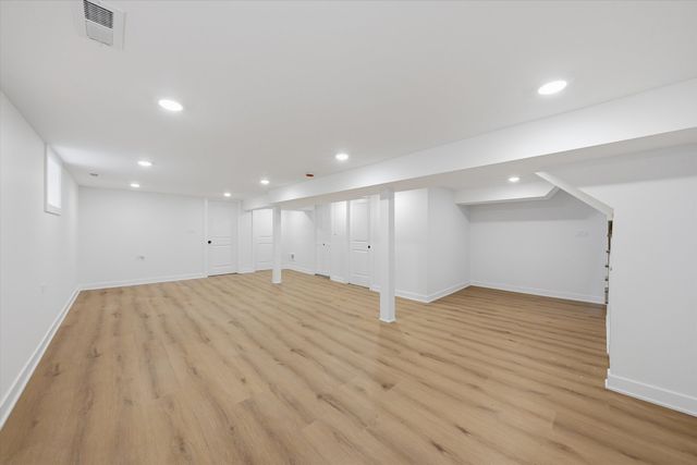 2905 W 102nd Place, Chicago, IL 60655