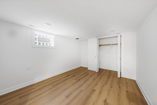 2905 W 102nd Place, Chicago, IL 60655