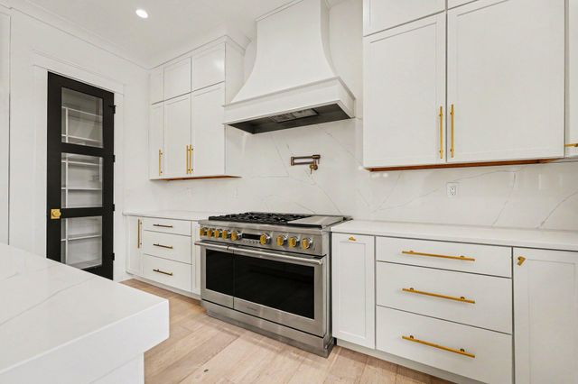 3357 Trentino Court, Valparaiso, IN 46385
