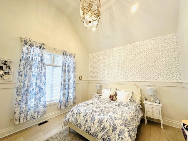 3357 Trentino Court, Valparaiso, IN 46385