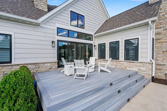 3357 Trentino Court, Valparaiso, IN 46385