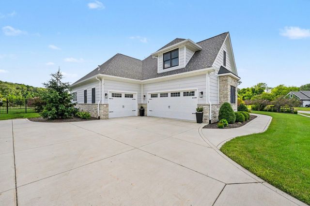 3357 Trentino Court, Valparaiso, IN 46385