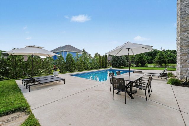 3357 Trentino Court, Valparaiso, IN 46385