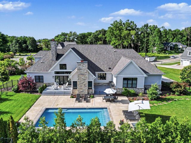3357 Trentino Court, Valparaiso, IN 46385