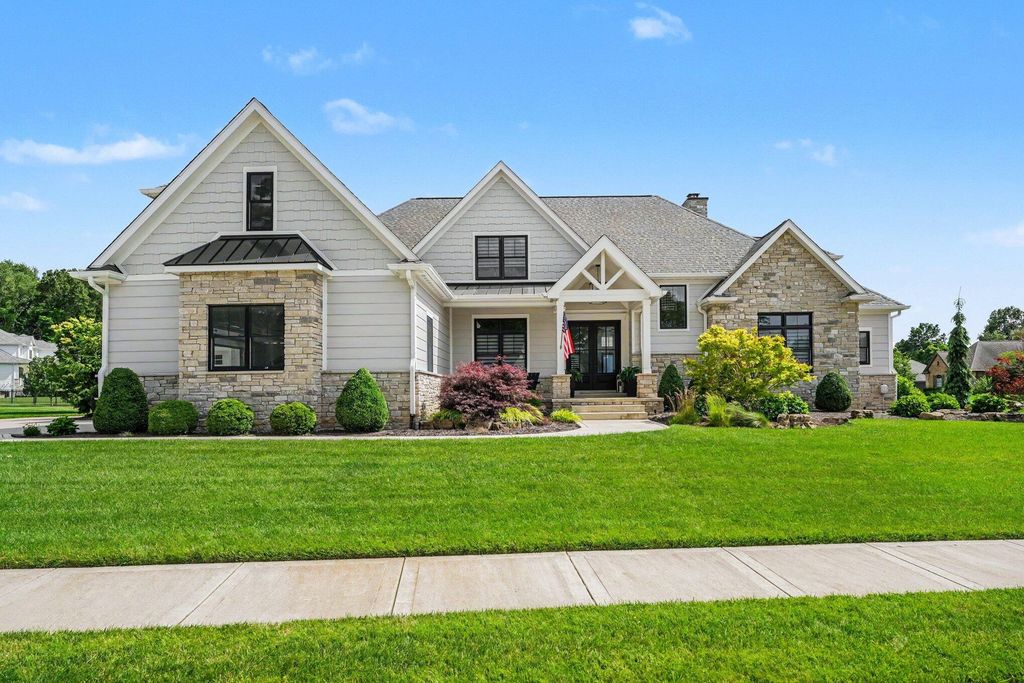 3357 Trentino Court, Valparaiso, IN 46385
