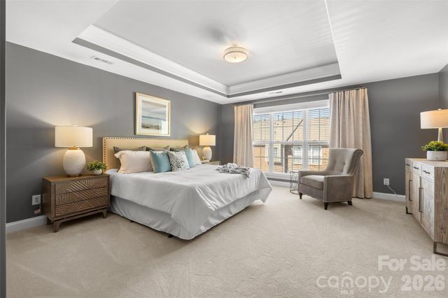 7810 Springs Village Lane, Charlotte, NC 28226