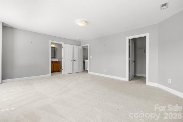 7810 Springs Village Lane, Charlotte, NC 28226