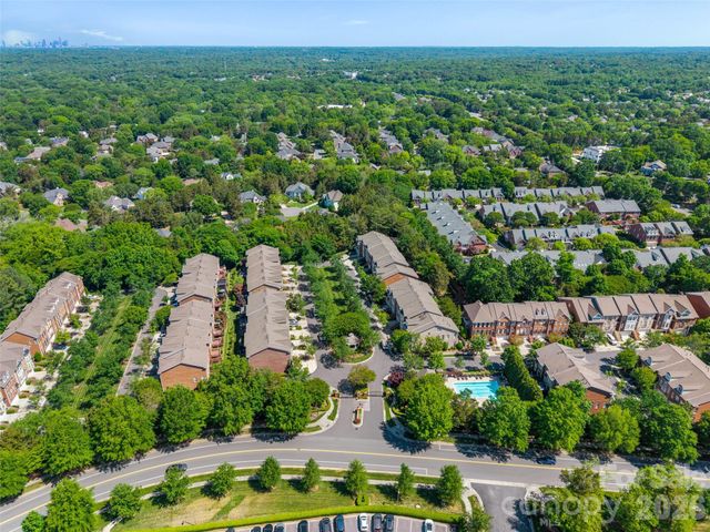 7810 Springs Village Lane, Charlotte, NC 28226