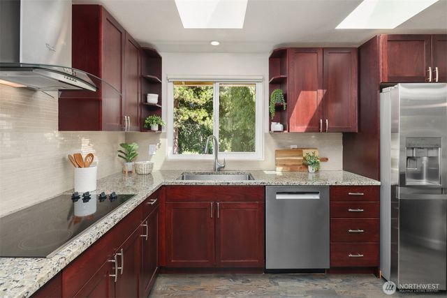 12820 87th Avenue, Kirkland, WA 98034