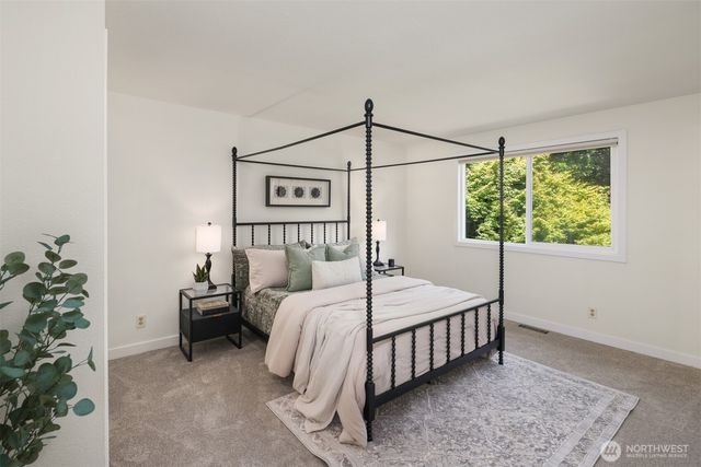 12820 87th Avenue, Kirkland, WA 98034