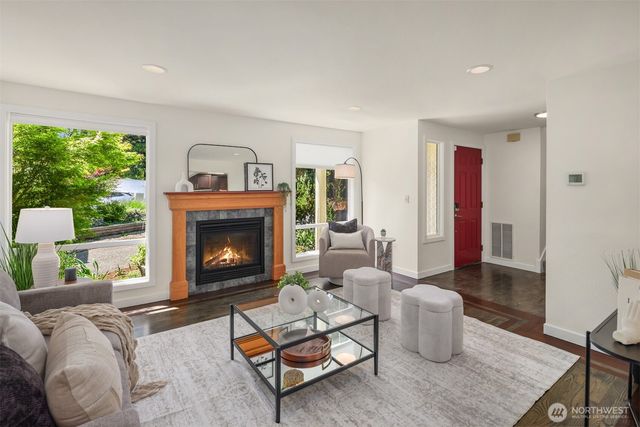 12820 87th Avenue, Kirkland, WA 98034