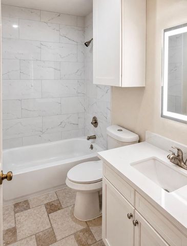 223 Asbury Street, Houston, TX 77007