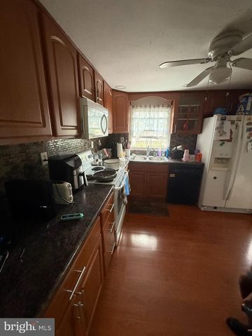 103 NIAGARA LN, Willingboro, NJ 08046