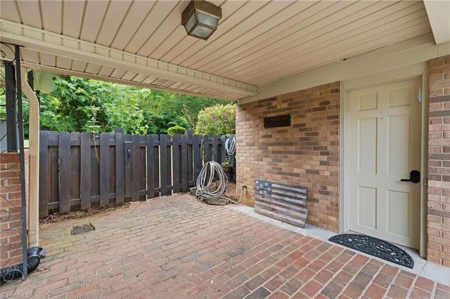 3630 Grandview Club Road, Pfafftown, NC 27040