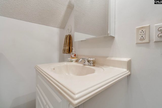 11 Hilltopper Court, Blythewood, SC 29016