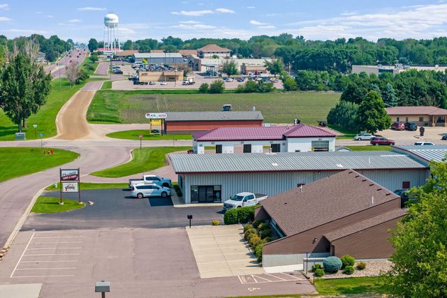 1235 Highway 15 S, Fairmont, MN 56031