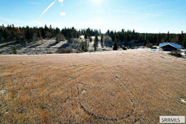 1656 Shadow Loop South, Ashton, ID 83420