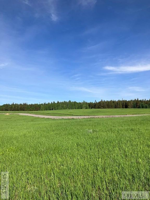 Image 23 of property listing at 1656 Shadow Loop South, Ashton, ID 83420