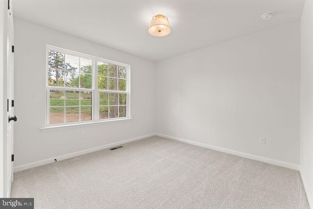 729 VAWTER CORNER RD, Louisa, VA 23093