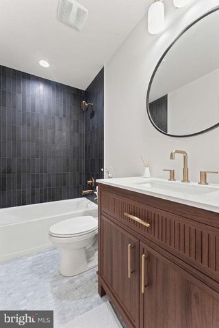 729 VAWTER CORNER RD, Louisa, VA 23093