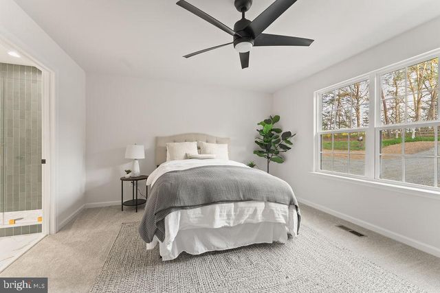 729 VAWTER CORNER RD, Louisa, VA 23093