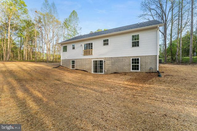 729 VAWTER CORNER RD, Louisa, VA 23093