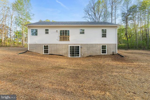 729 VAWTER CORNER RD, Louisa, VA 23093