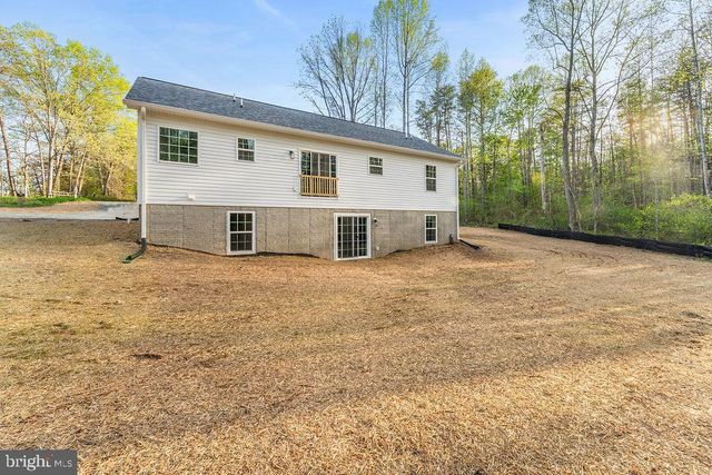 729 VAWTER CORNER RD, Louisa, VA 23093