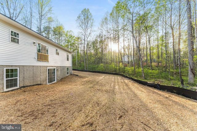 729 VAWTER CORNER RD, Louisa, VA 23093