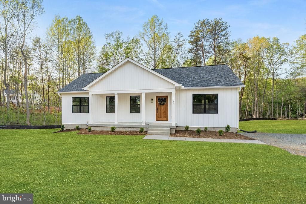 729 VAWTER CORNER RD, Louisa, VA 23093