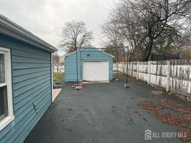 4 RACHEL Terrace, Piscataway, NJ 08854