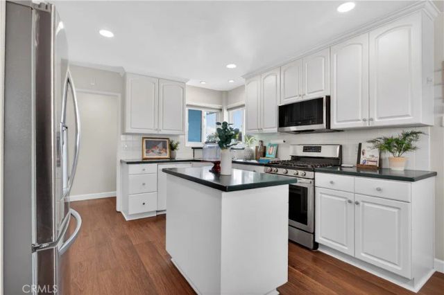 15312 Hanover Lane, Huntington Beach, CA 92647