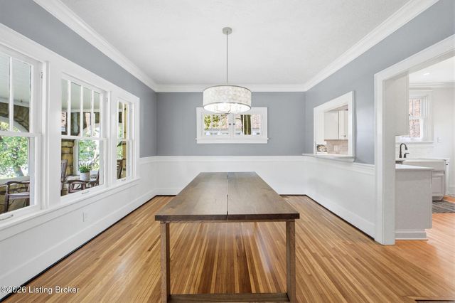 2505 Broadmeade Rd, Louisville, KY 40205
