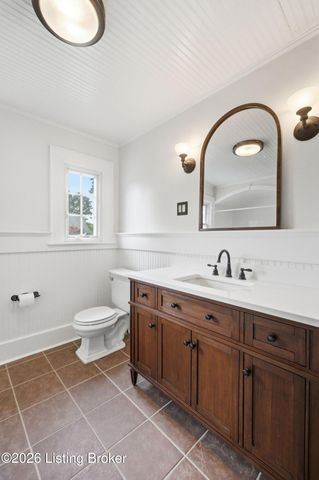 2505 Broadmeade Rd, Louisville, KY 40205