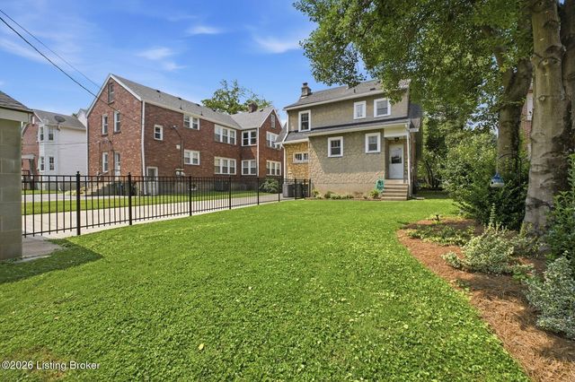 2505 Broadmeade Rd, Louisville, KY 40205