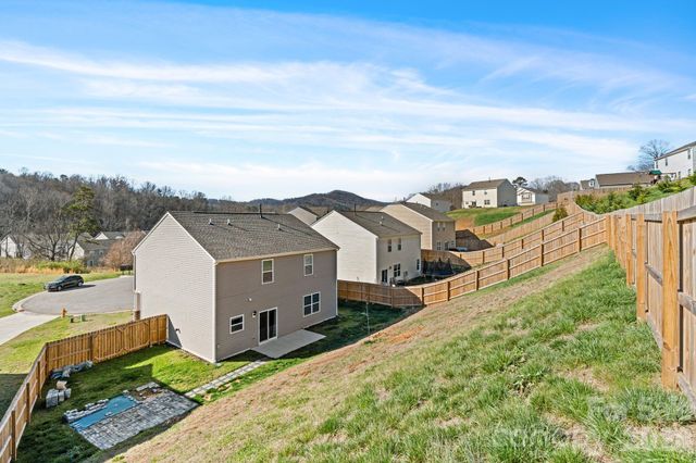 814 Monterey Court, Asheville, NC 28806