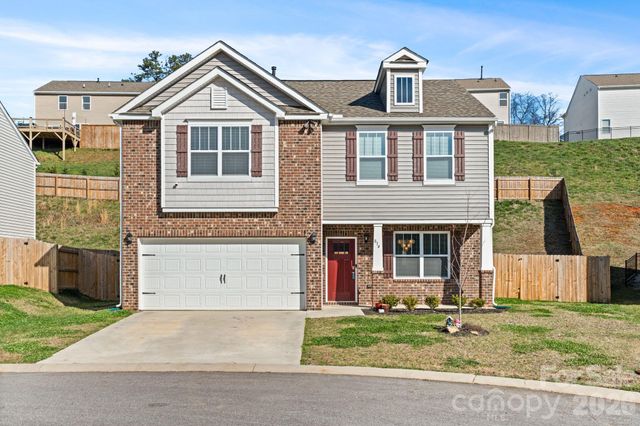 814 Monterey Court, Asheville, NC 28806