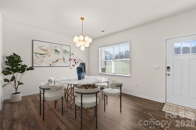 814 Monterey Court, Asheville, NC 28806