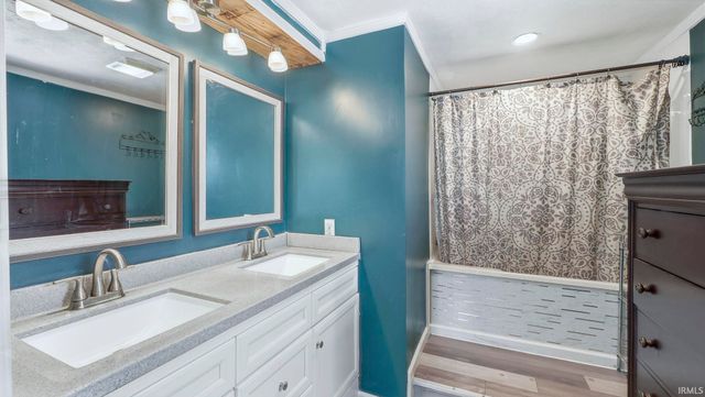 70857 Tecumseh Drive, Nappanee, IN 46550