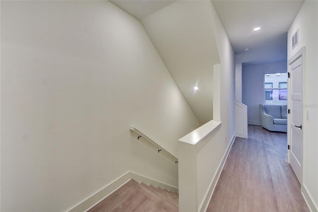 323 15TH STREET N, St Petersburg, FL 33705