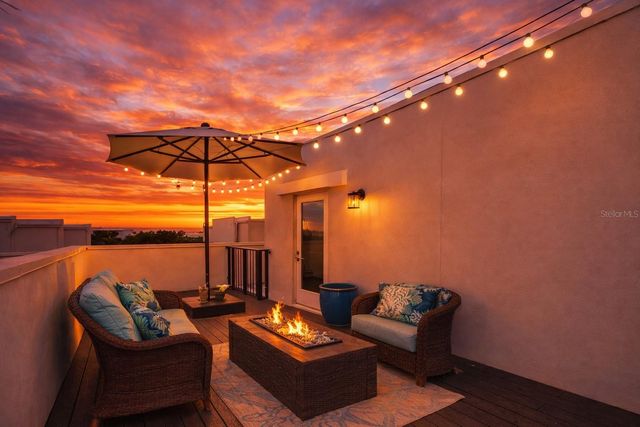 323 15TH STREET N, St Petersburg, FL 33705