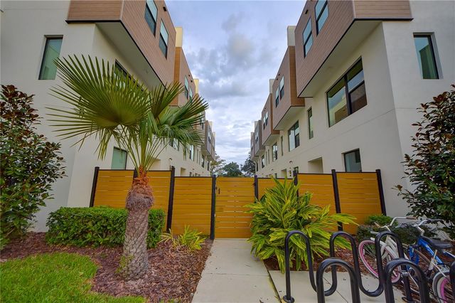 323 15TH STREET N, St Petersburg, FL 33705