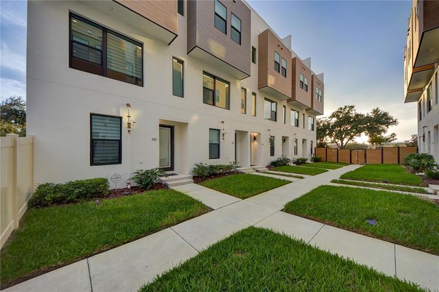 323 15TH STREET N, St Petersburg, FL 33705