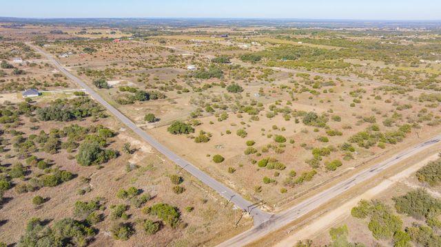 121 Gilmore Court, Lipan, TX 76462