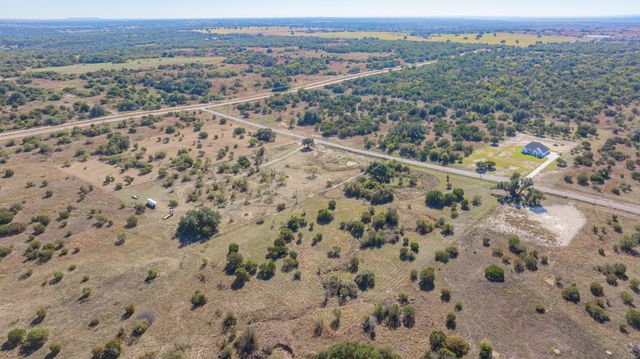 121 Gilmore Court, Lipan, TX 76462