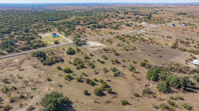 121 Gilmore Court, Lipan, TX 76462