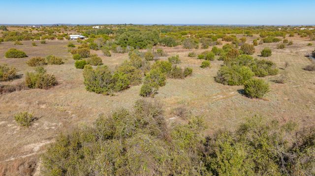 121 Gilmore Court, Lipan, TX 76462