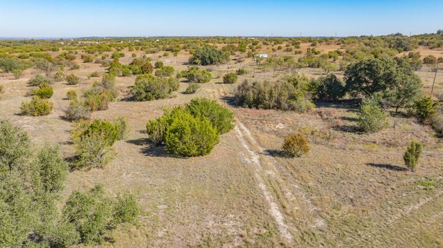 121 Gilmore Court, Lipan, TX 76462